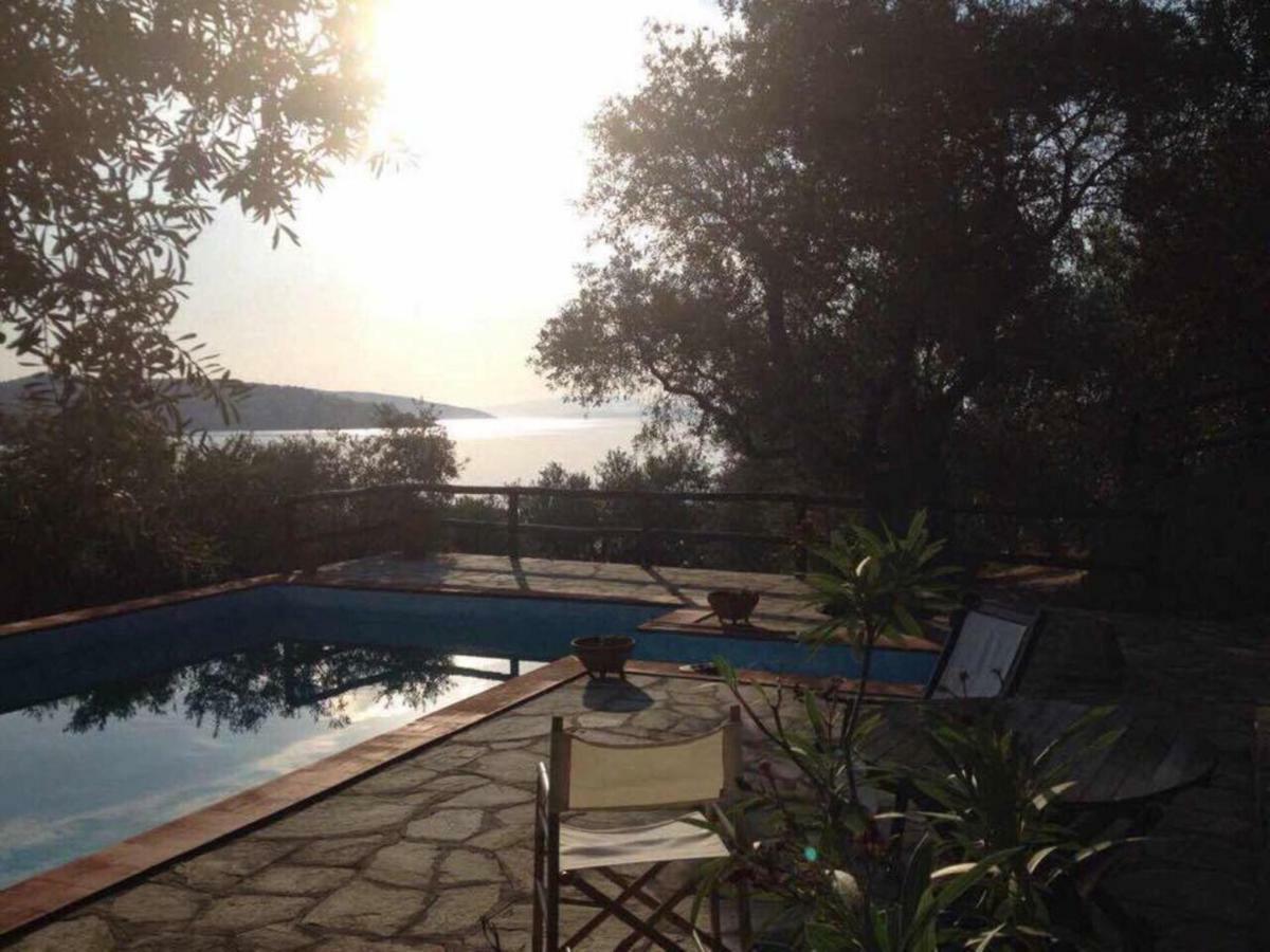 Villa Valia: Traditional Luxurious Residence Pyrgadikia Bagian luar foto